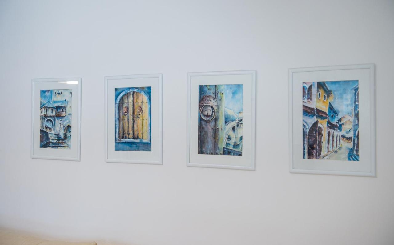 Apartment Light De Luxe - With Old Bridge View โมสตาร์ ภายนอก รูปภาพ